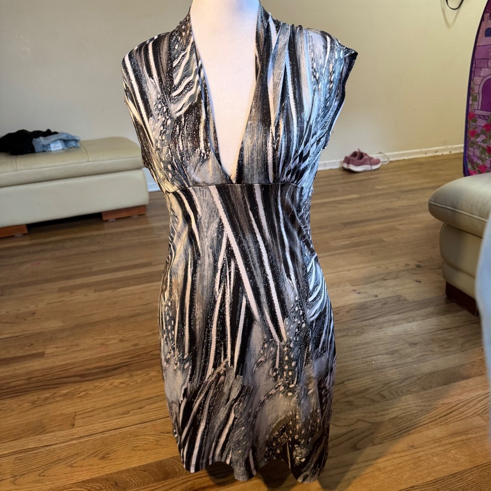 Y2K Body Central Graphic Print Dress Medium Silver & Black Halter‎ Style